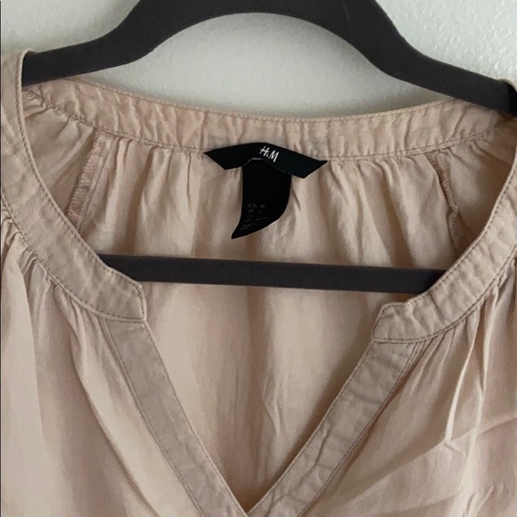 H&M Top - Picture 3 of 5